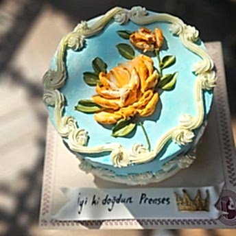 Retro Çiçek Tasarım Pasta Retro Çiçek Tasarım Pasta